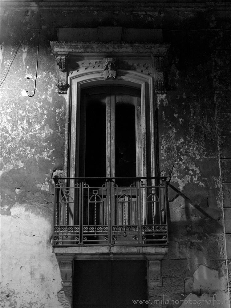 Giurdignano (Lecce, Italy) - Balcony by night